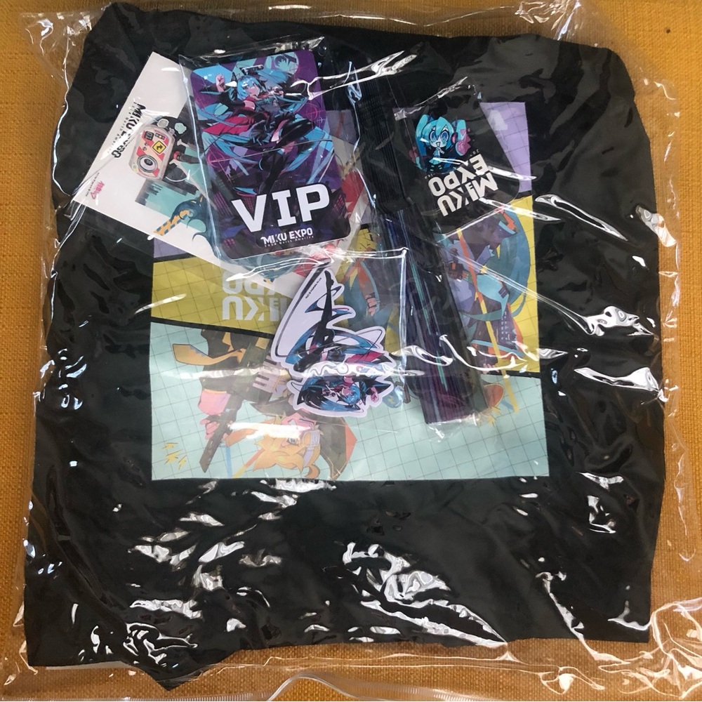 Hatsune Miku Expo 2024 Concert VIP Limited Official Goodie Gift Bag Tote Set